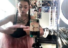 Hottest Amateur 19yo Blonde Teen going solo on Webcam