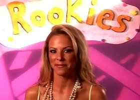 Kayla Synz Luvs Being A New-comer