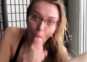 Homemade Blowjob with a Messy Ending - Amateur BJ