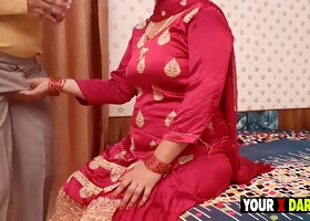 Raamu ke ladke ne punjabi jatti ki ghodi banakar ki gaand pilayi jatti rone lag gayi