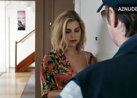 Sarah Thonig Breasts Scene  in Delivered